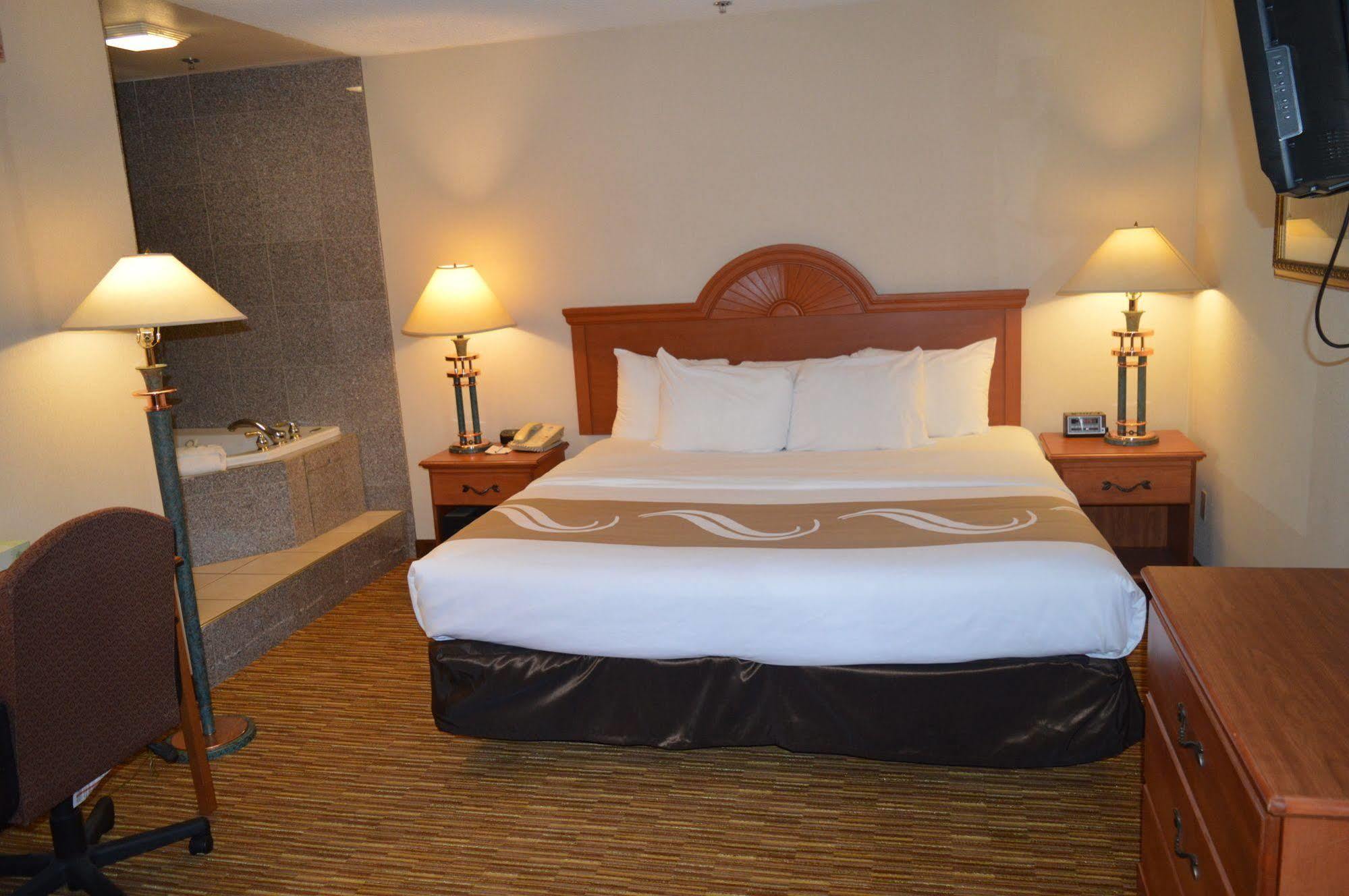 Quality Inn & Suites Lacey Olympia Zewnętrze zdjęcie